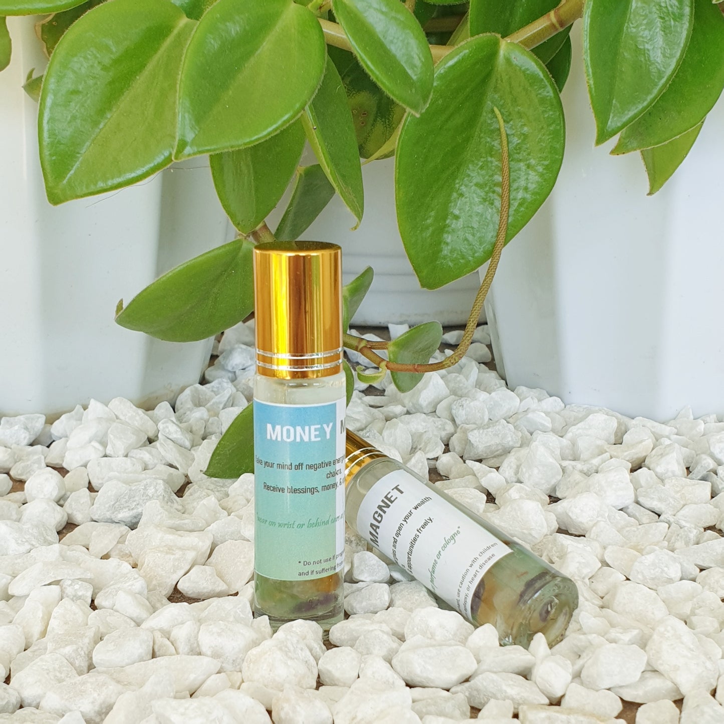 Bundle - D (Aventurine Chakra + Money Magnet Oil + Lucky Red String)