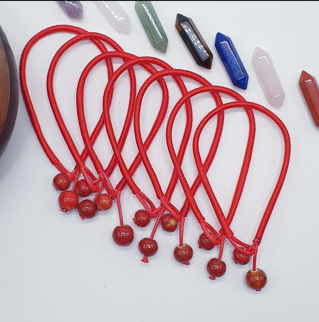 BUY 5 LUCKY RED STRING + 2 FREE !!!! – themoneymagnetph